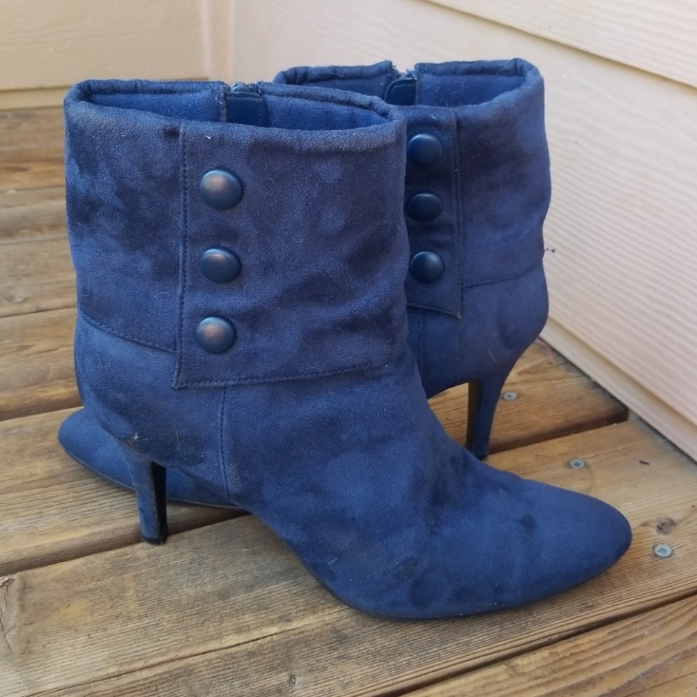 Blue suede boots